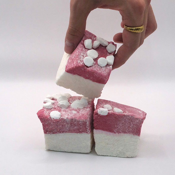 Strawberry Cheesecake New York Meringue Marshmallow